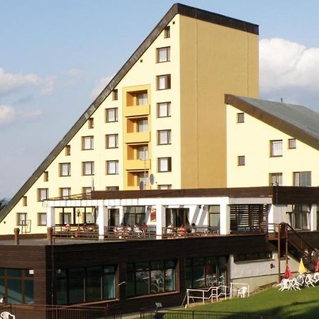 Horsky Hotel Jelenovska S Bazenem V Cene Valašské Klobouky エクステリア 写真