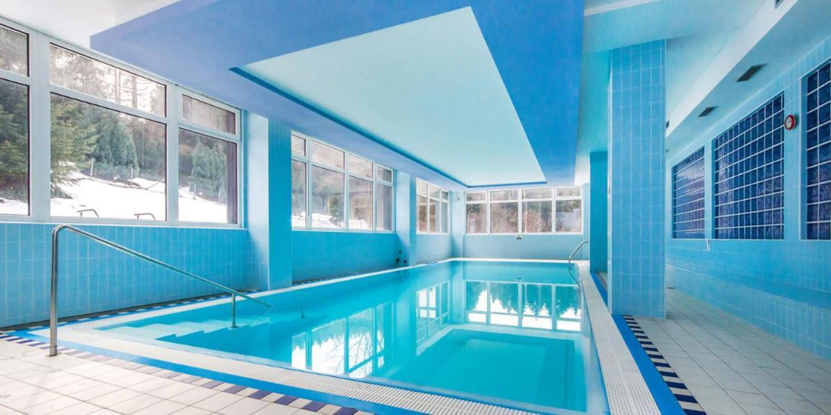 Horsky Hotel Jelenovska S Bazenem V Cene Valašské Klobouky エクステリア 写真